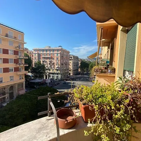 Appartamento A 2 Passi Dal Mare ,salone Nautico E Centro Storico Genova